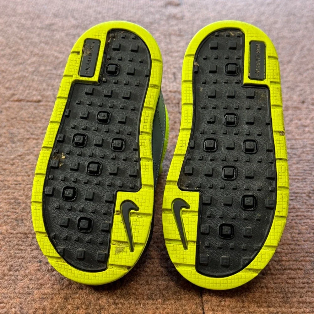 B+ shoes Nike ACG Woodside 2 High Toddler Boots Volt Grey 524874-701 Size 8C
